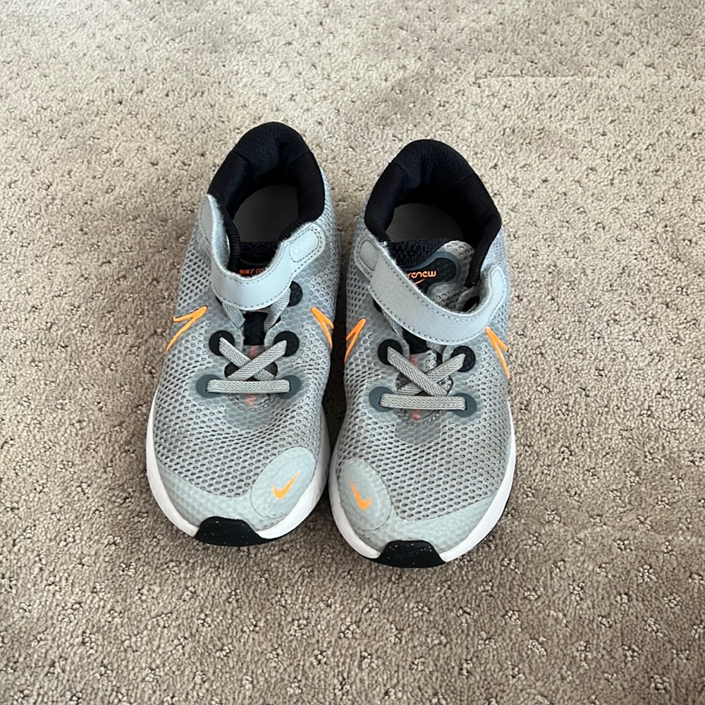 Nike renew sneakers